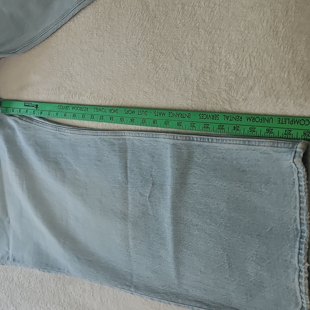 Abercrombie & Fitch Women's 90s Relaxed High Rise Light Blue Jeans:Size- 24S - Picture 9 of 13